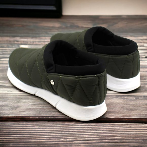 London Fog Kelsie Women's Quilted Slip-on Shoes - Picture 7 of 8